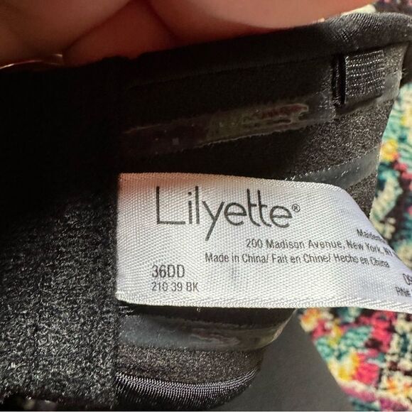 Lilyette Strapless Underwire Bra - Picture 5 of 5